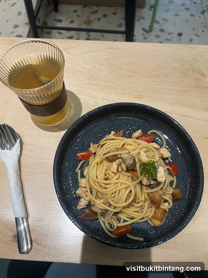 Spaghetti with Chicken and Mushrooms