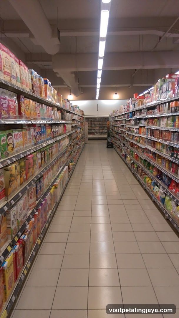 Grocery Store Aisle