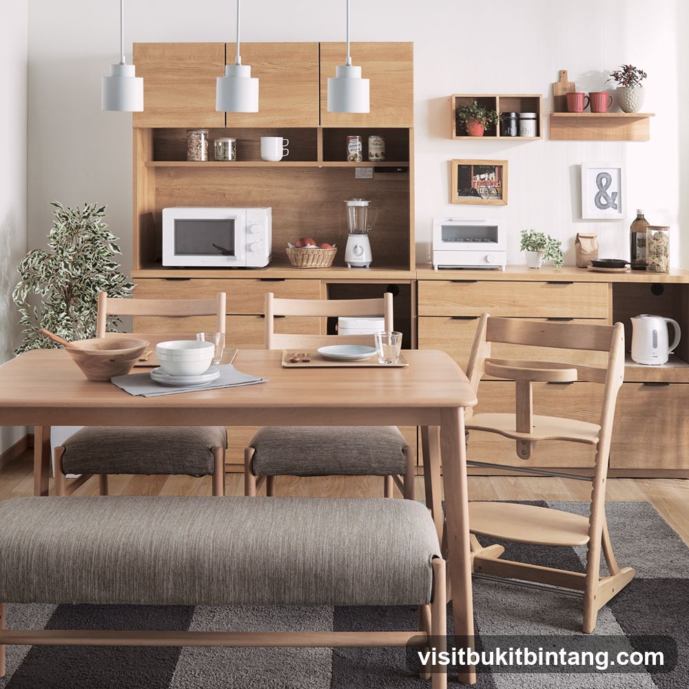 Modern Dining Room Setup