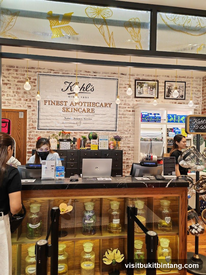 Kiehl's Apothecary Counter