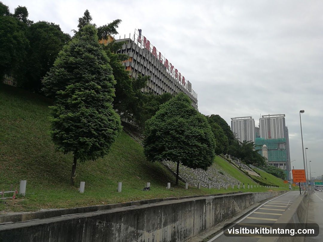 Building with "MALAYSIA" sign