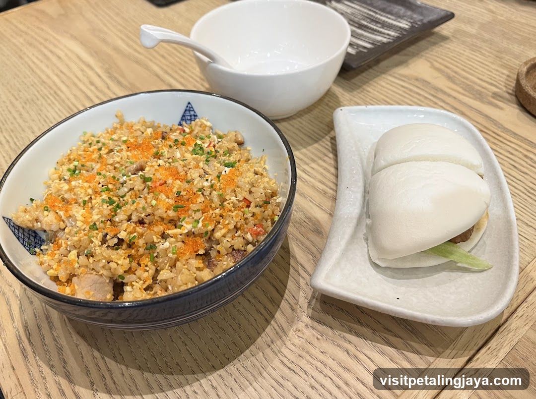 Fried Rice and Steamed Buns