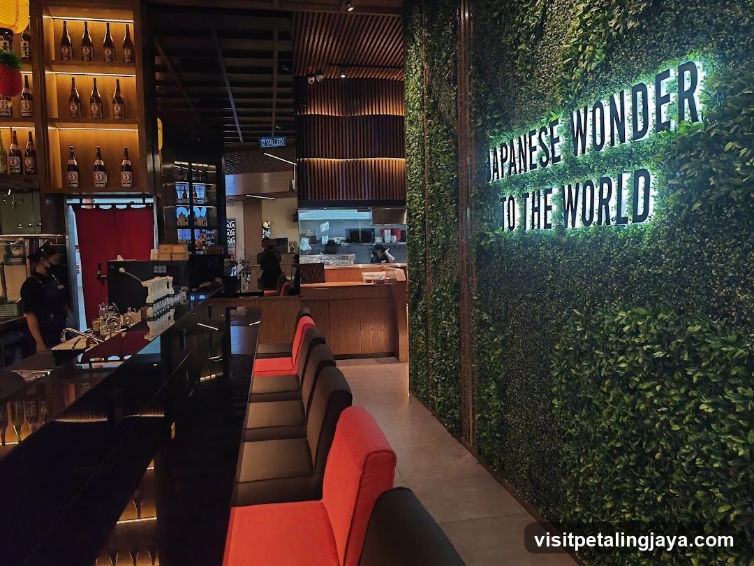 Japanese Wonder to the World Interior