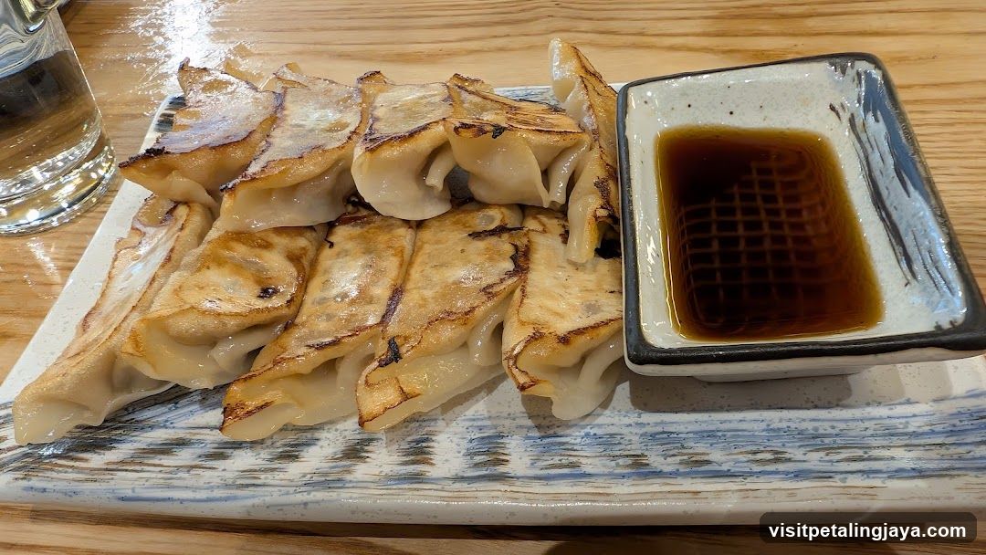 Gyoza with Soy Sauce Dip