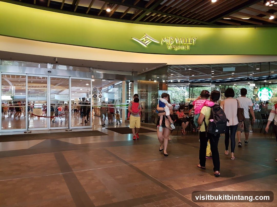 Mid Valley Megamall Entrance