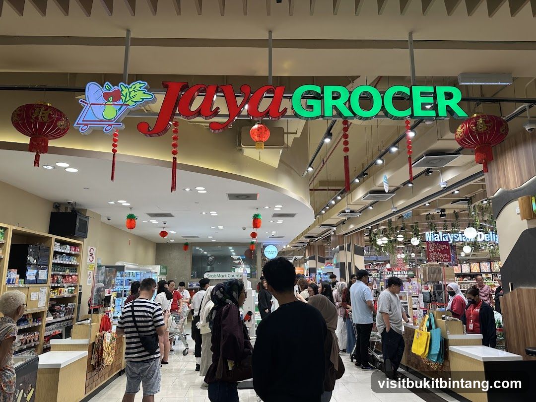 Jaya Grocer Interior