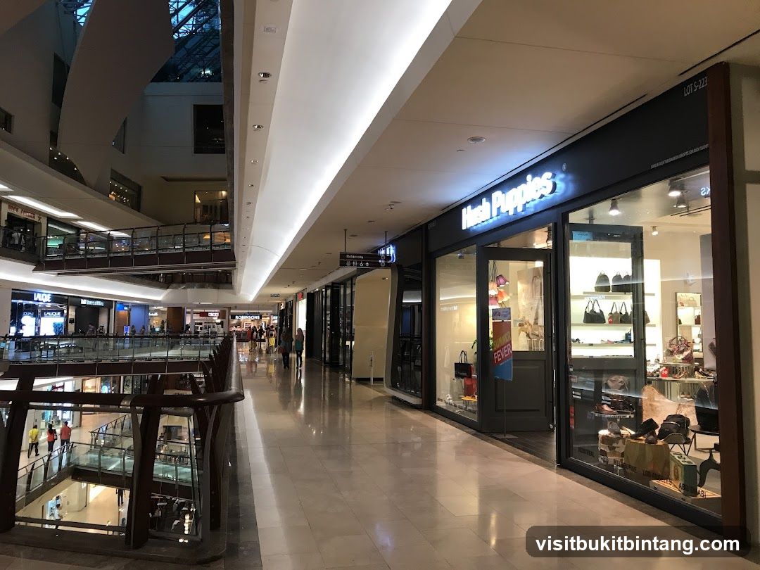 Hush Puppies Storefront