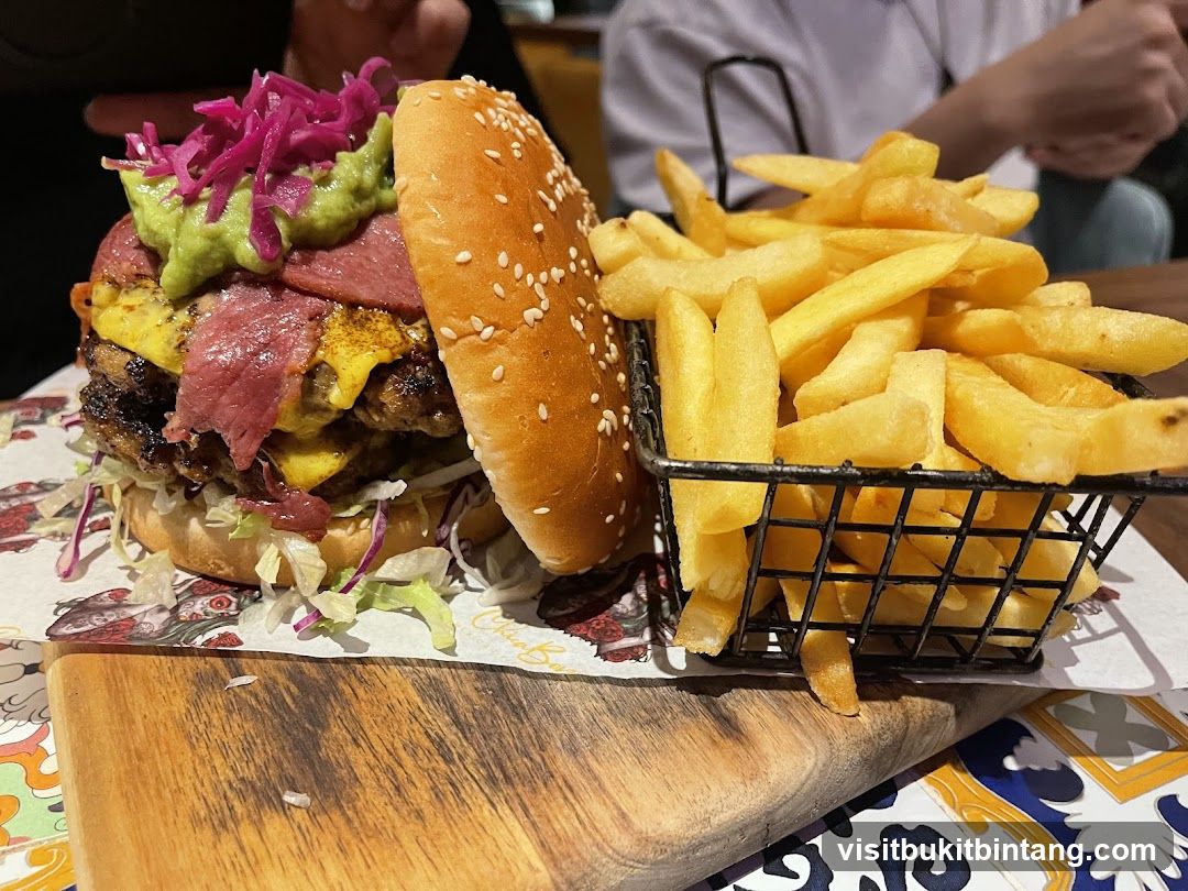Double Cheeseburger with Fries