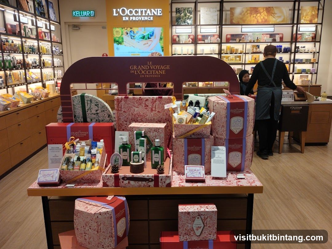L'Occitane Gift Display