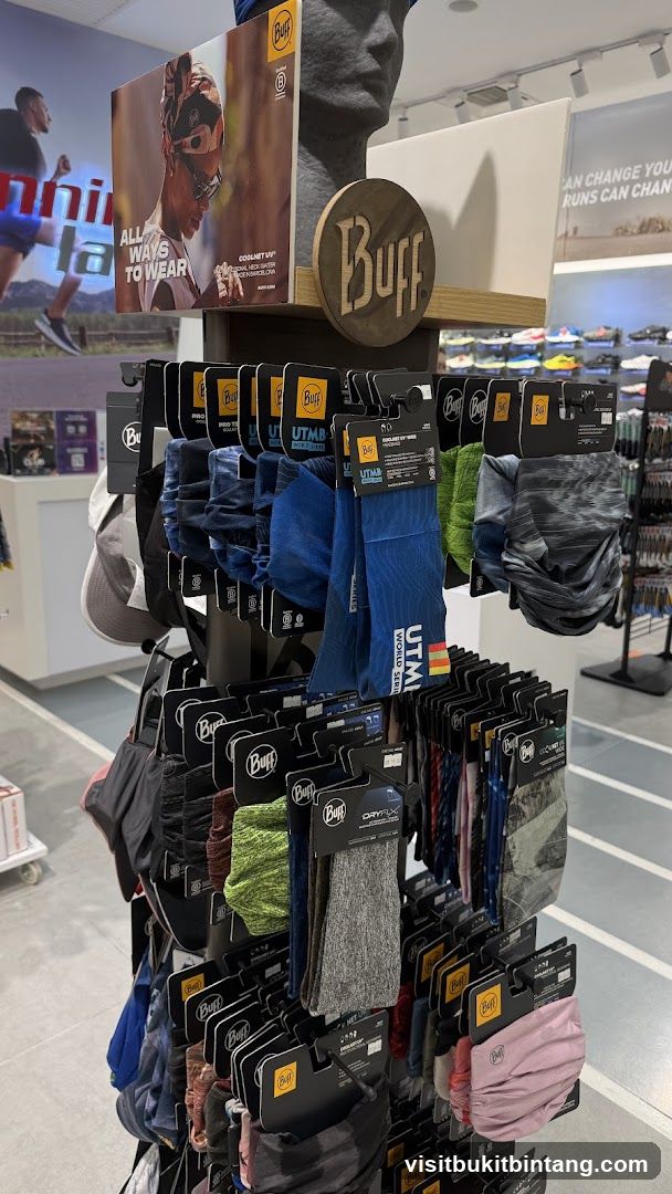 Buff Neckwear Display