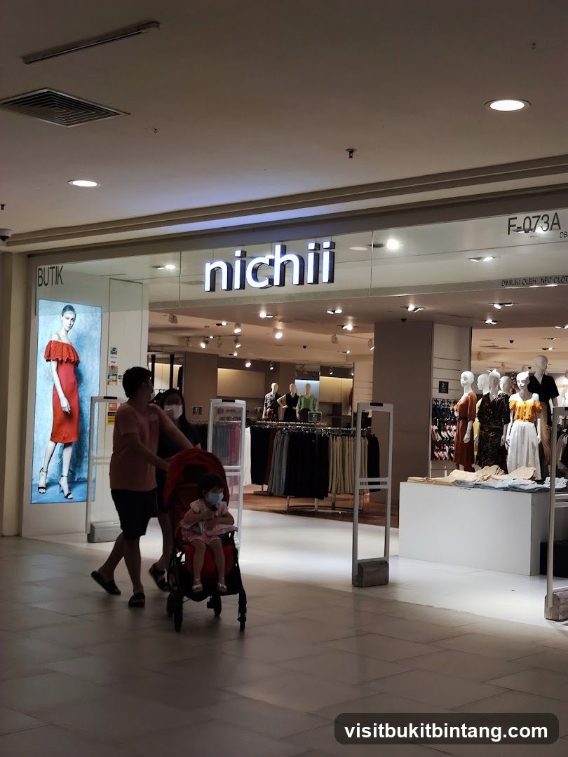 nichii @ Mid Valley Megamall