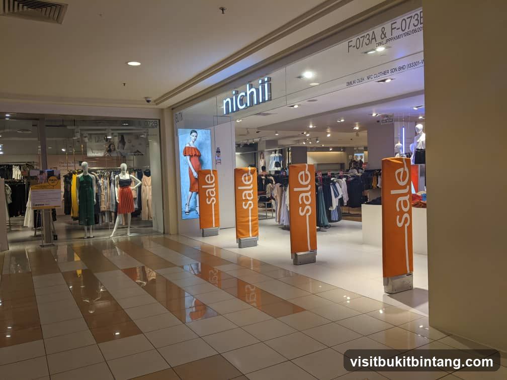 nichii @ Mid Valley Megamall
