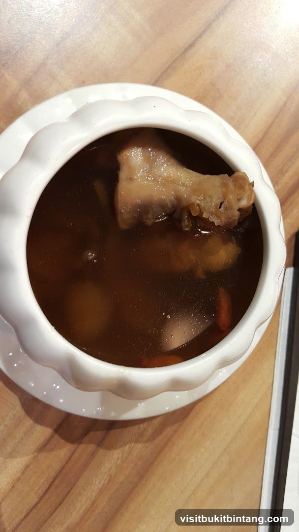 Eu Yan Sang Retail Store - Mid Valley Megamall