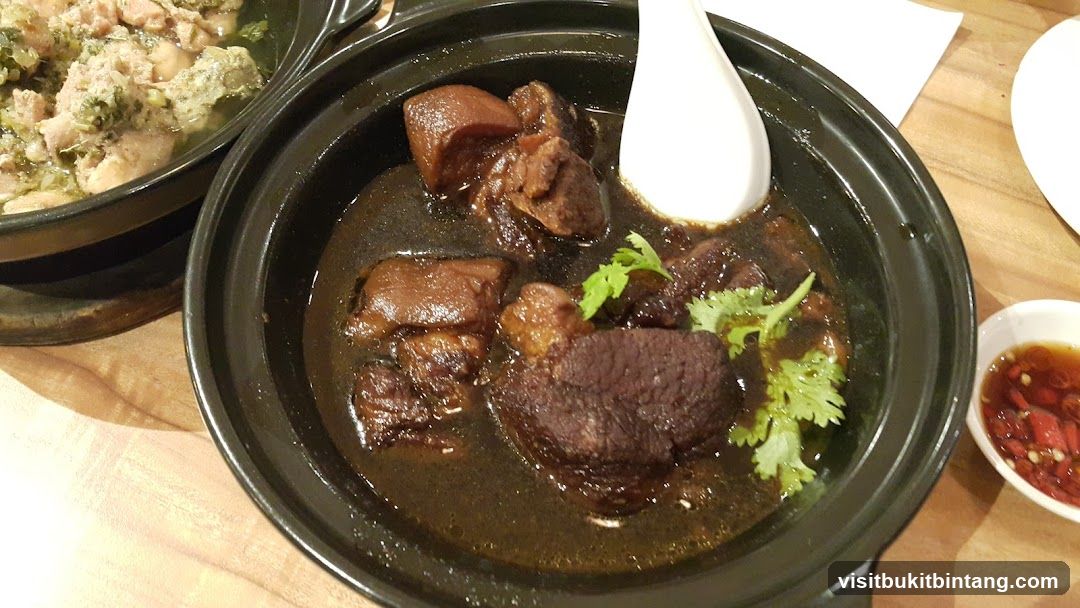 Eu Yan Sang Retail Store - Mid Valley Megamall