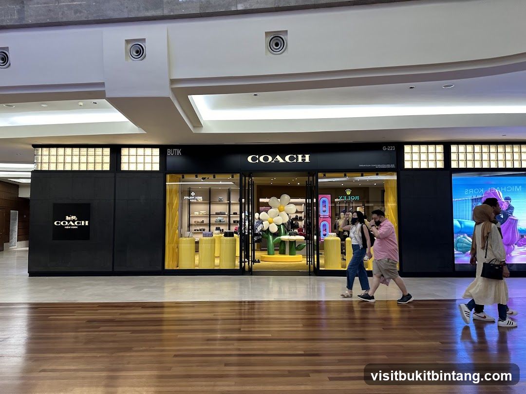 Coach Storefront