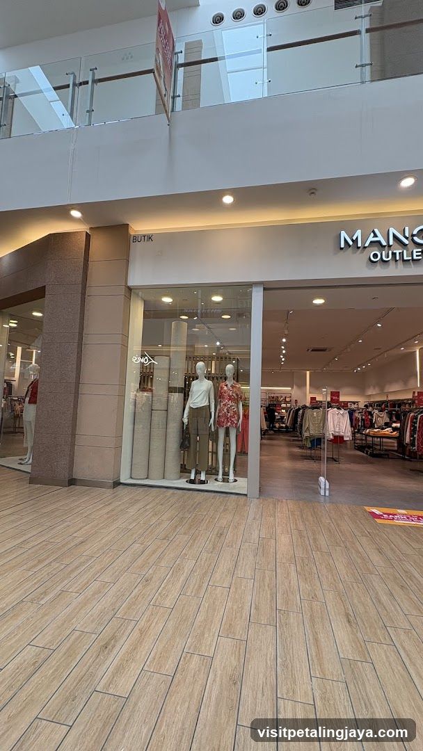 Mitsui Outlet Park • Bukit Bintang City Centre