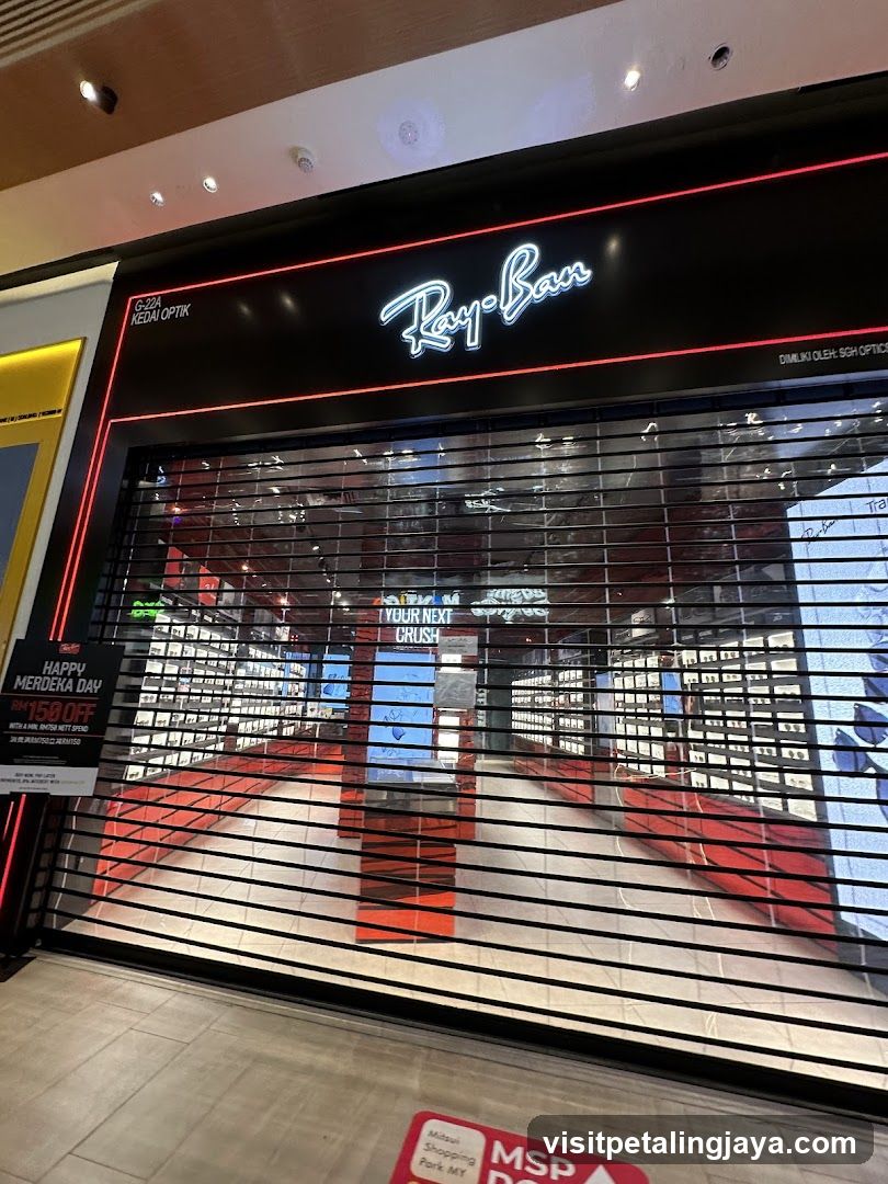 Ray-Ban