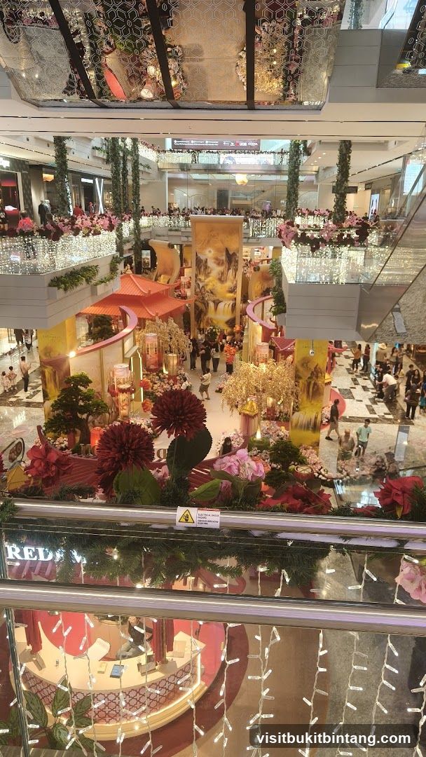 Mall Interior Decoration