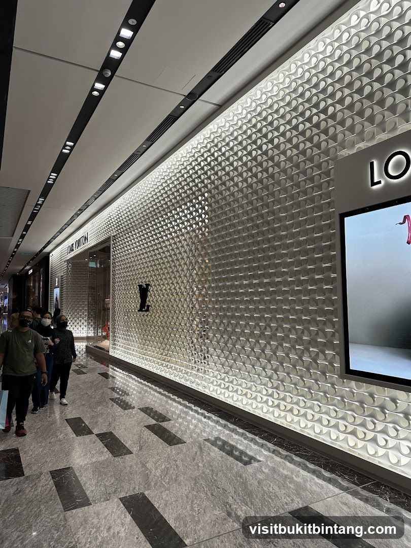 Louis Vuitton Storefront