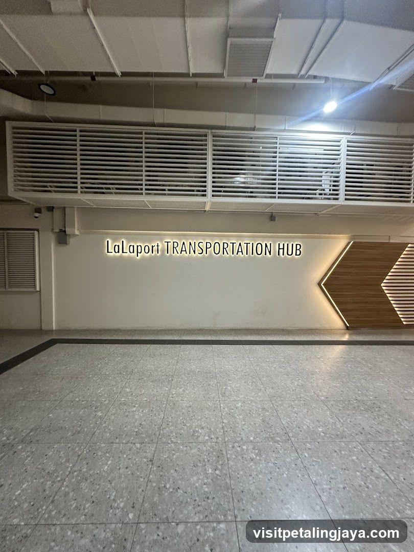 LaLaport Transportation Hub Interior