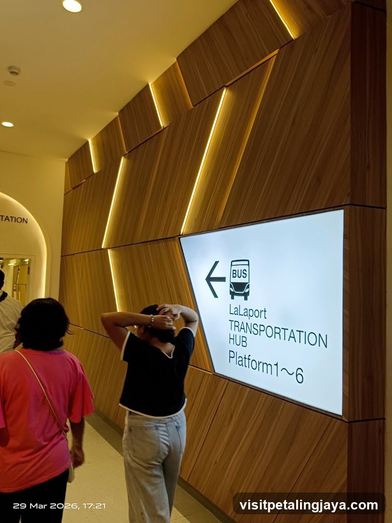 LaLaport Transportation Hub Signage