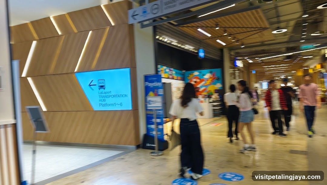 LULU Transport Hub Interior