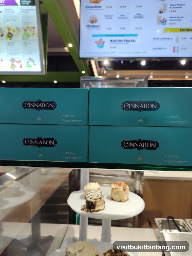 Cinnabon Display