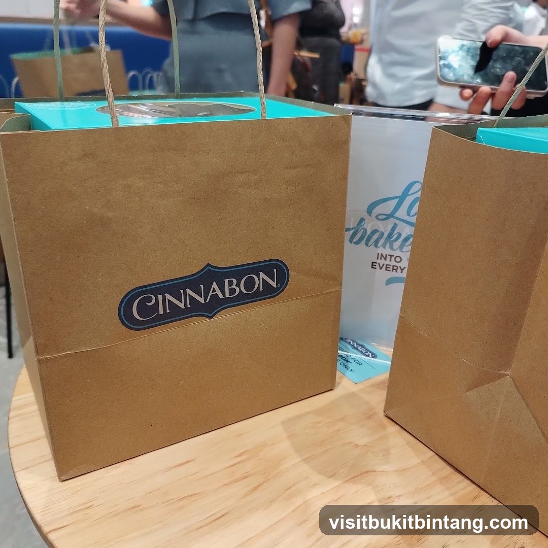 Cinnabon Bags