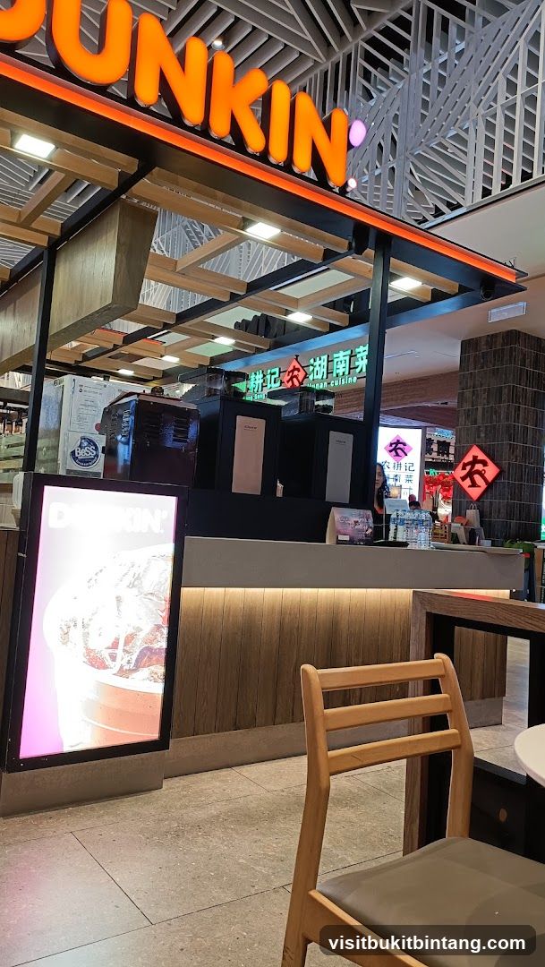 Dunkin' Storefront