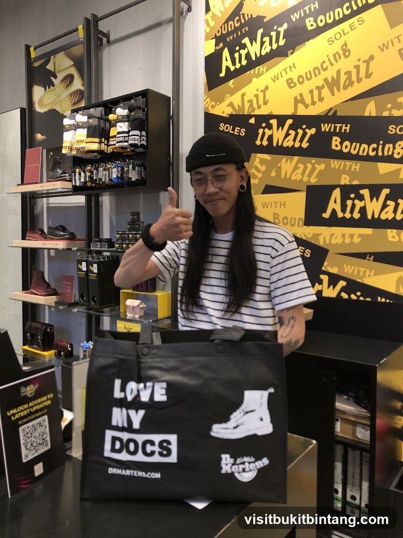 Dr. Martens Store Display