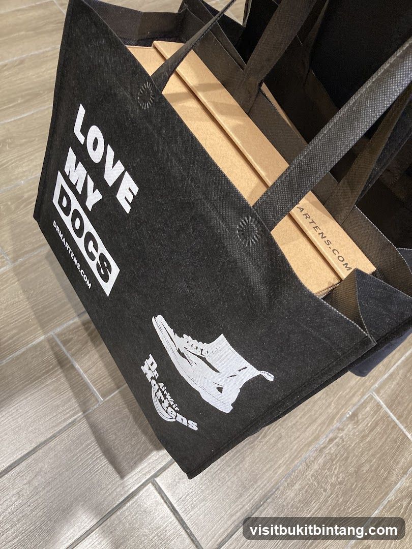 Dr. Martens Shopping Bag
