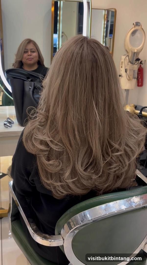 Hairdresser and Client