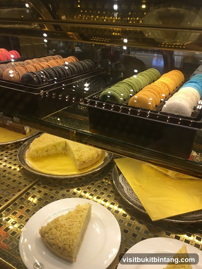 Dessert Display