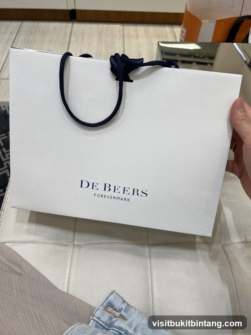 De Beers Shopping Bag