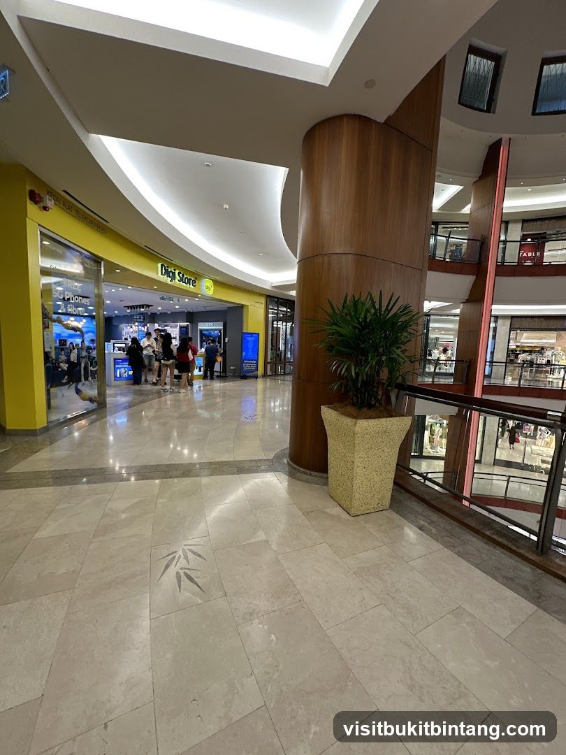 CelcomDigi Life Store The Gardens