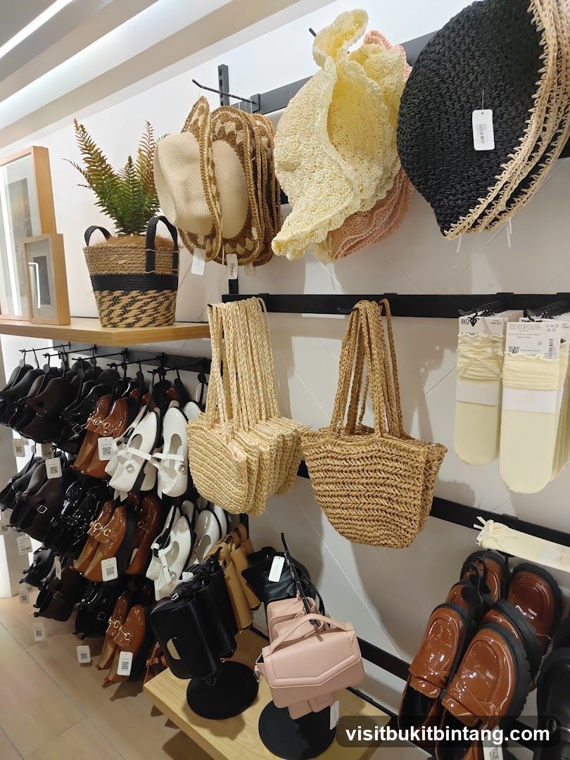 Fashion Accessories Display