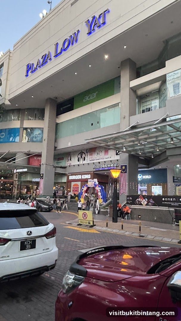 U Mobile Experience Centre Berjaya Times Square