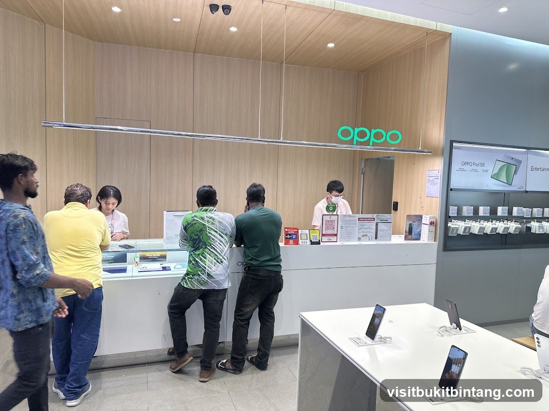 Oppo Store Interior