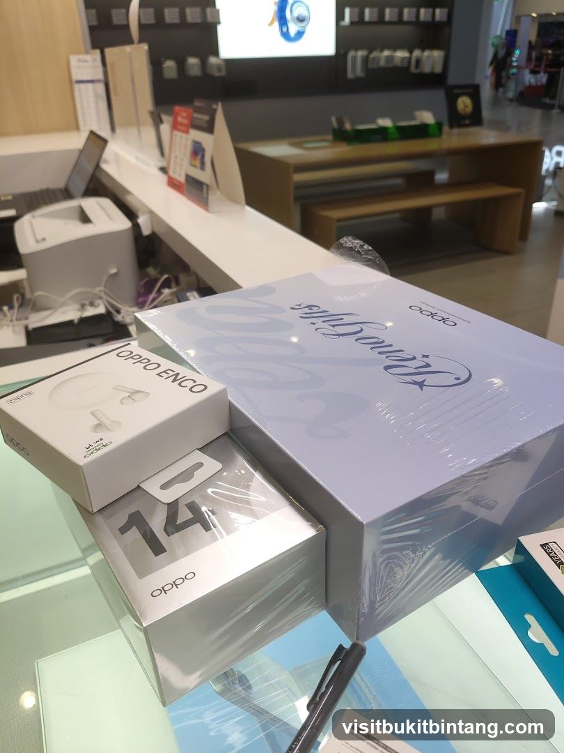 Oppo Products Display
