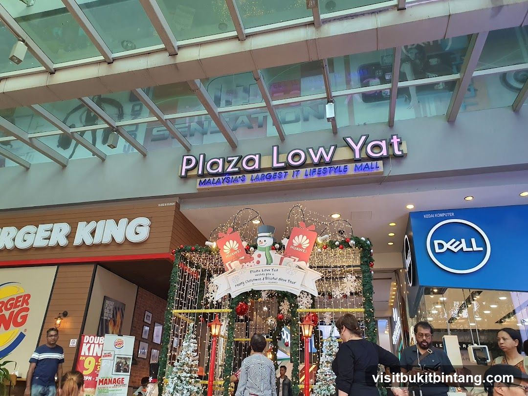 Plaza Low Yat Mall Entrance