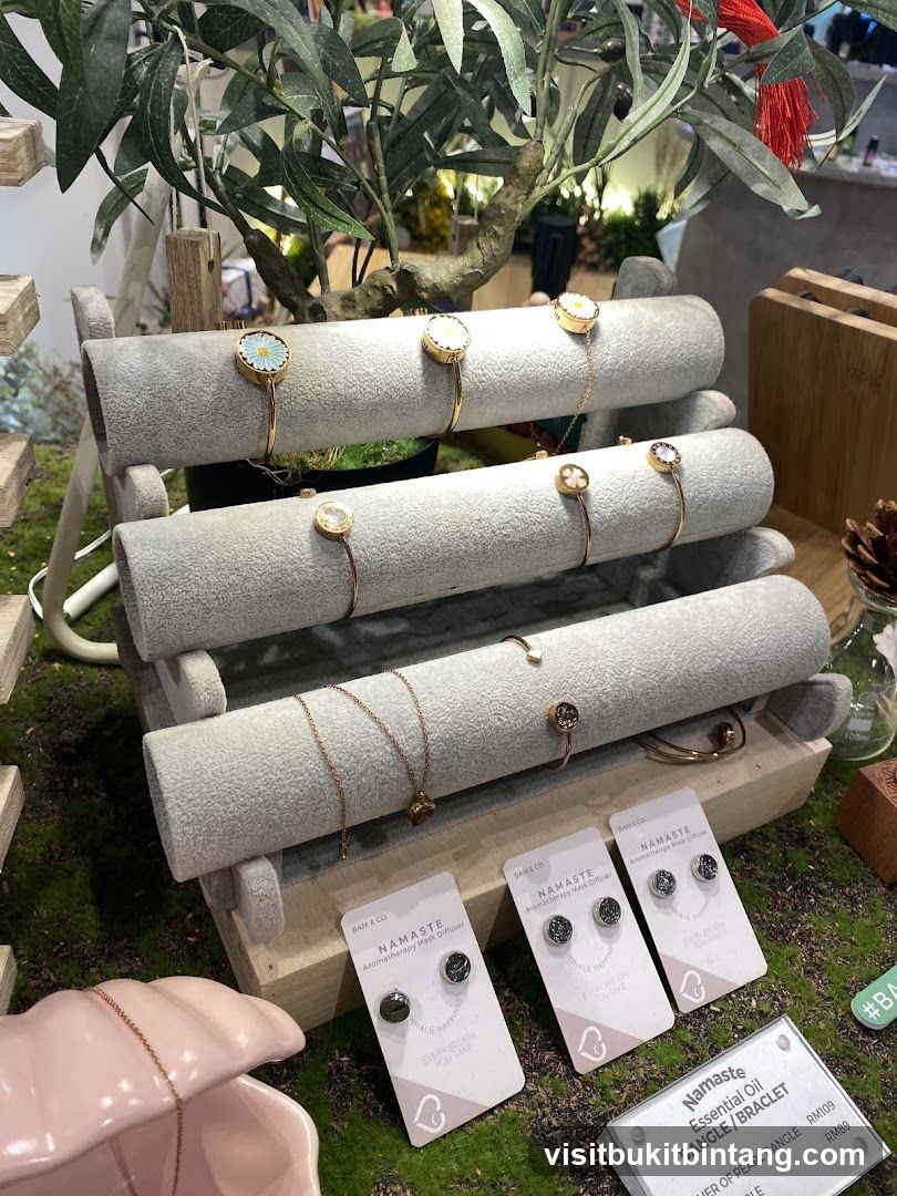 Jewelry and Aromatherapy Display