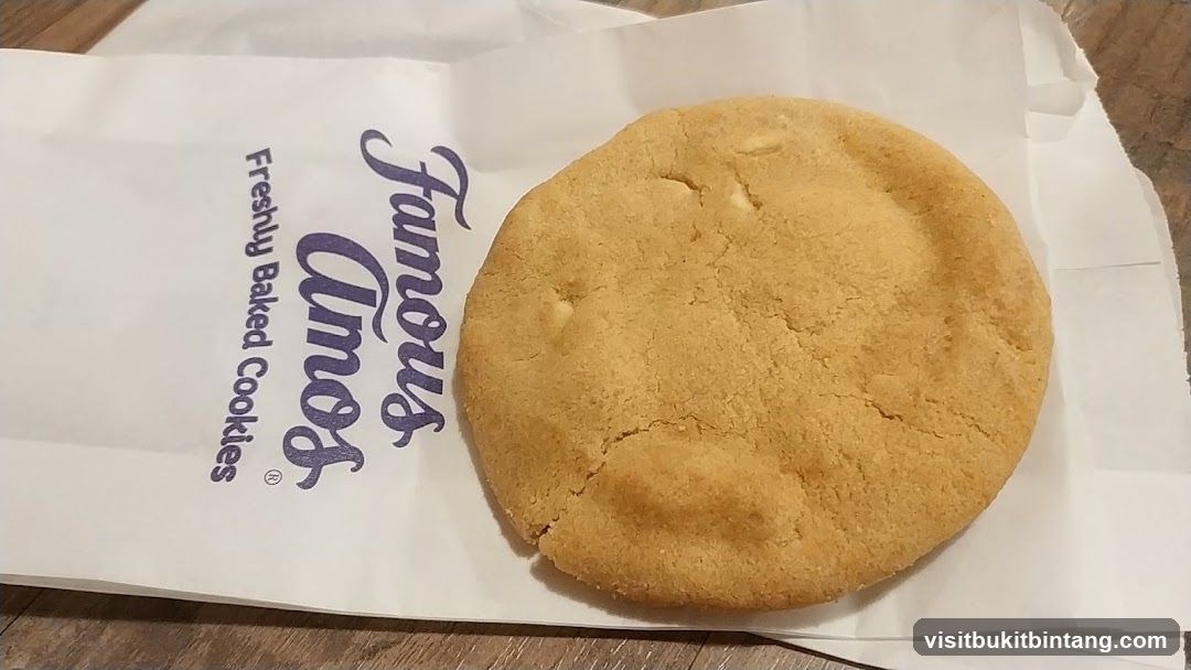 Famous Amos Sg Wang Plaza