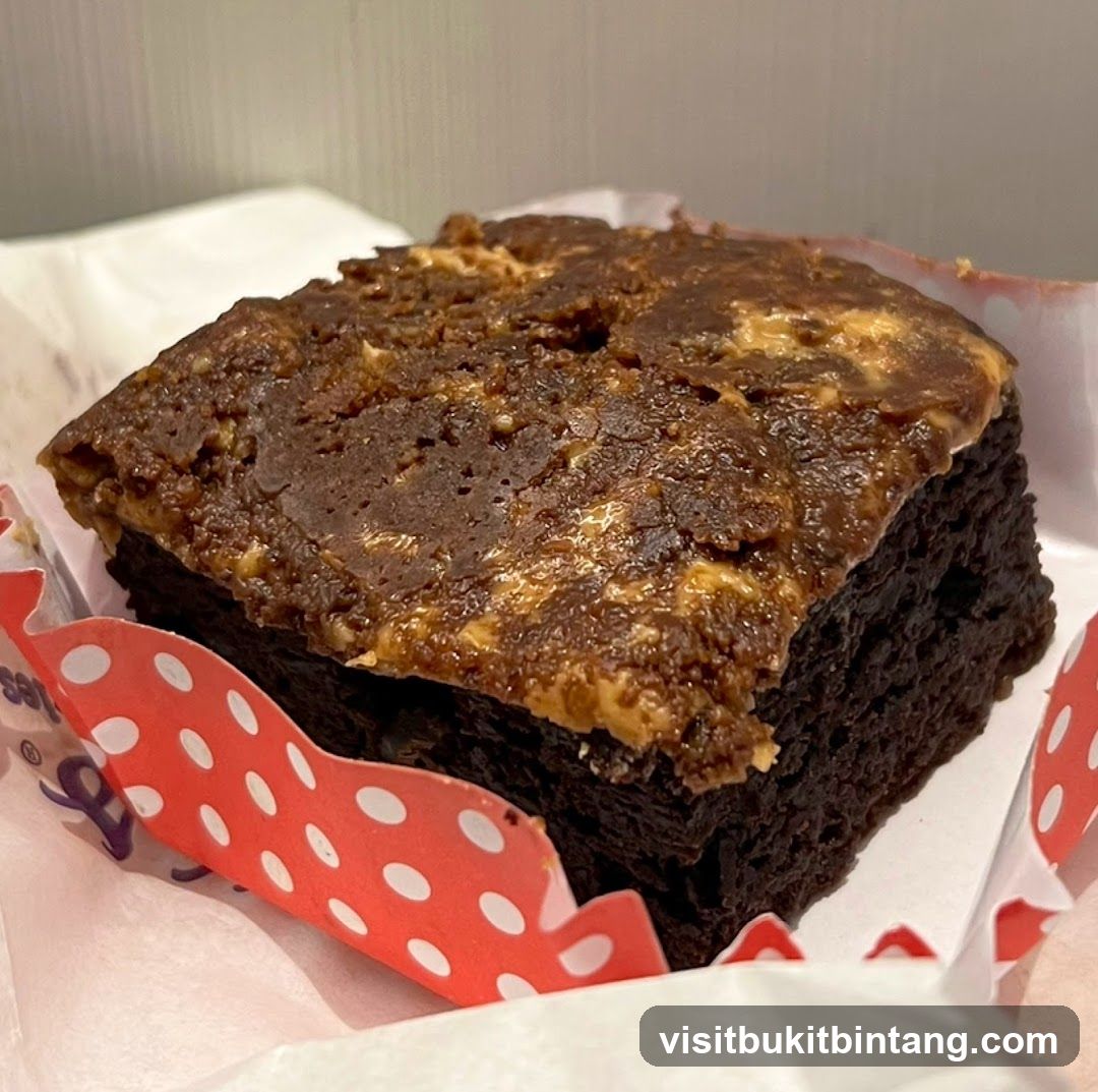 Brownie with Topping