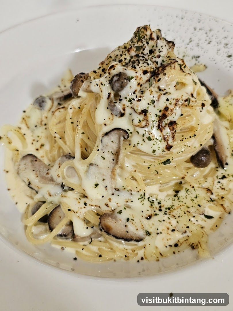 Mushroom Cream Pasta