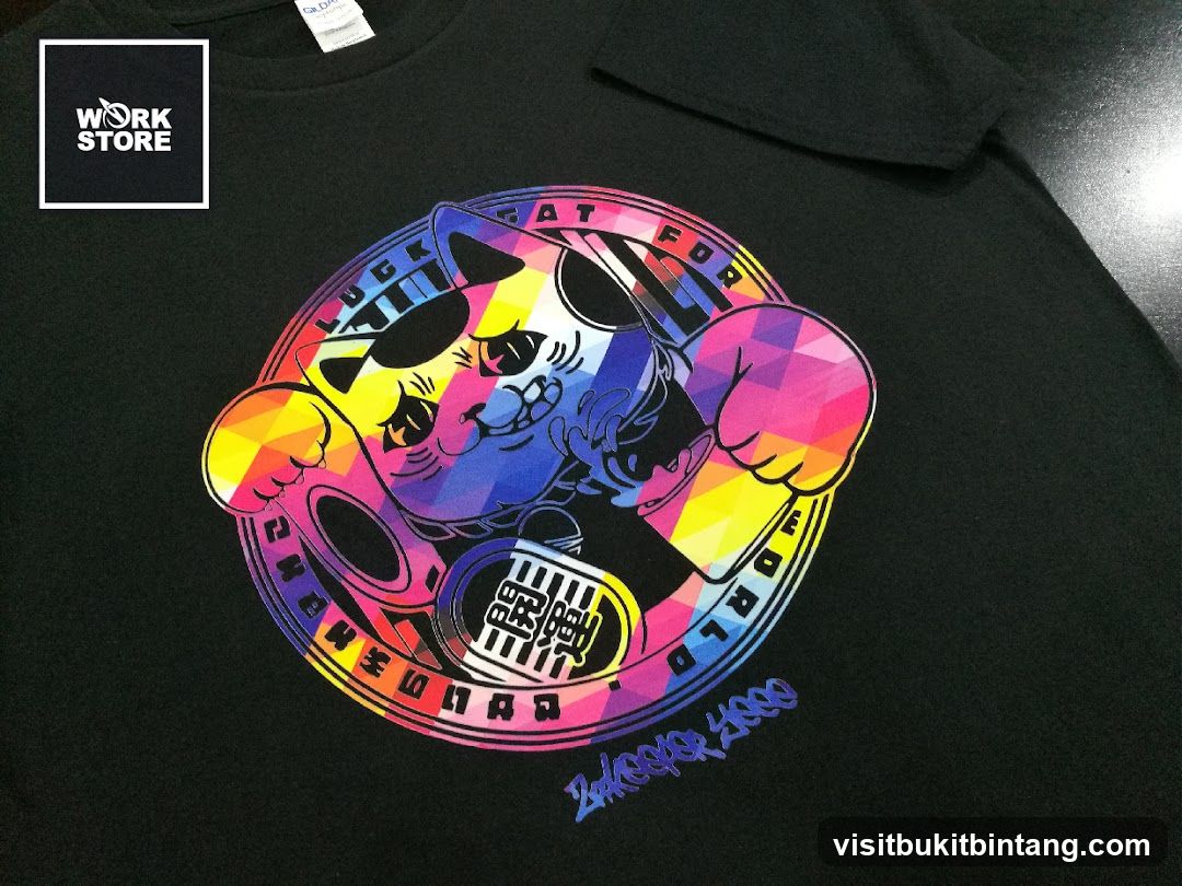 T-shirt with colorful lucky cat graphic