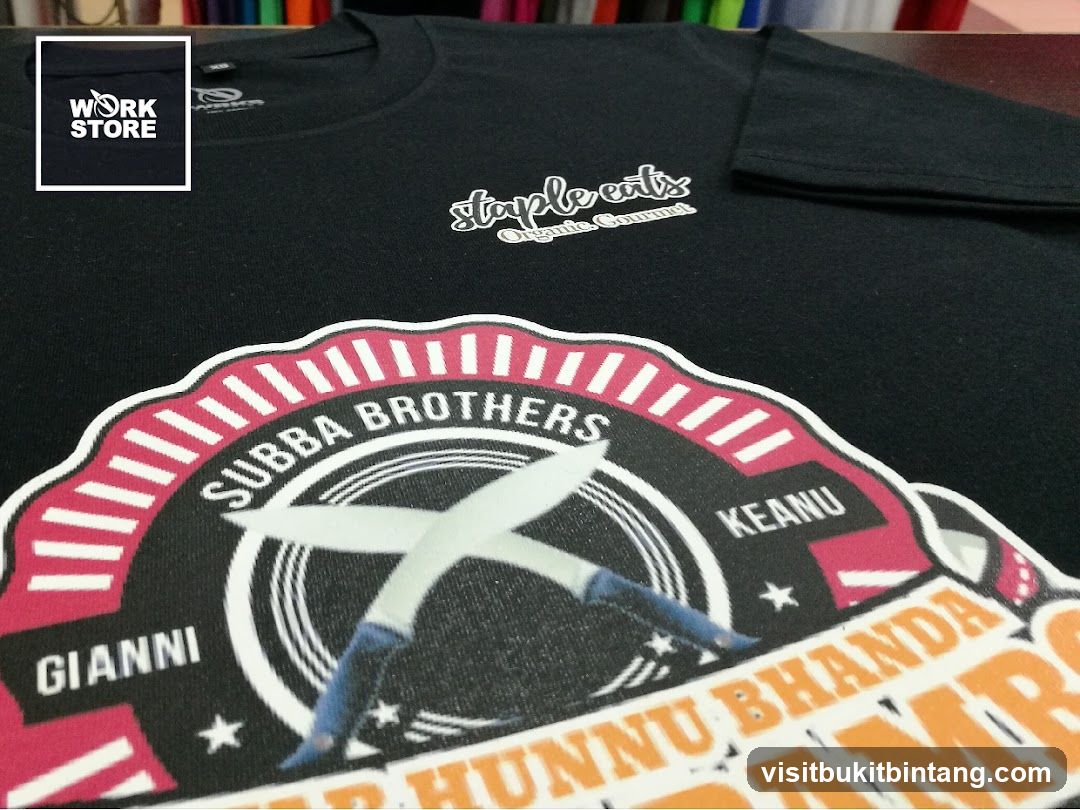 Black T-shirt with graphic prints