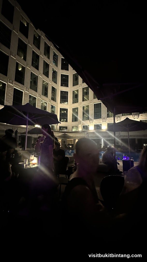 Belaire Bar @ JW Marriott