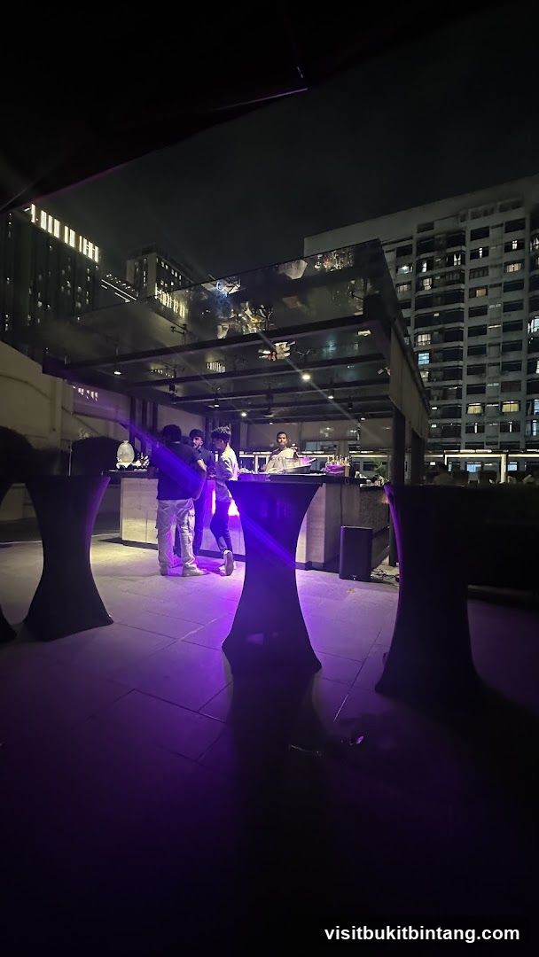 Belaire Bar @ JW Marriott