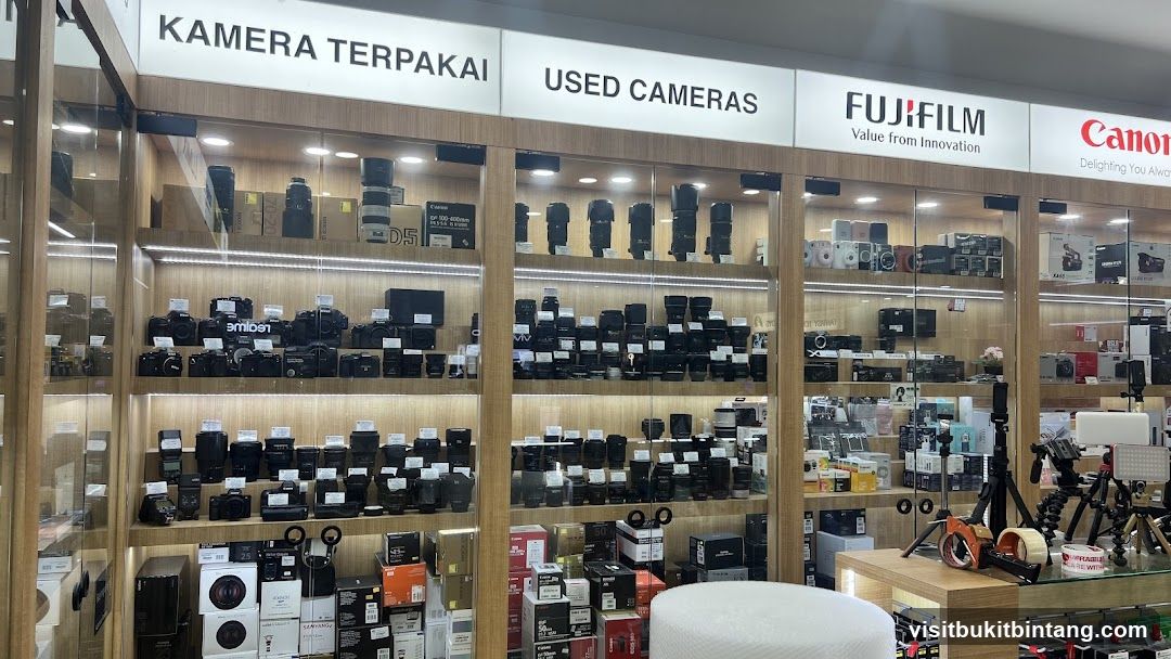 YL Camera Plaza Lowyat Ground Floor