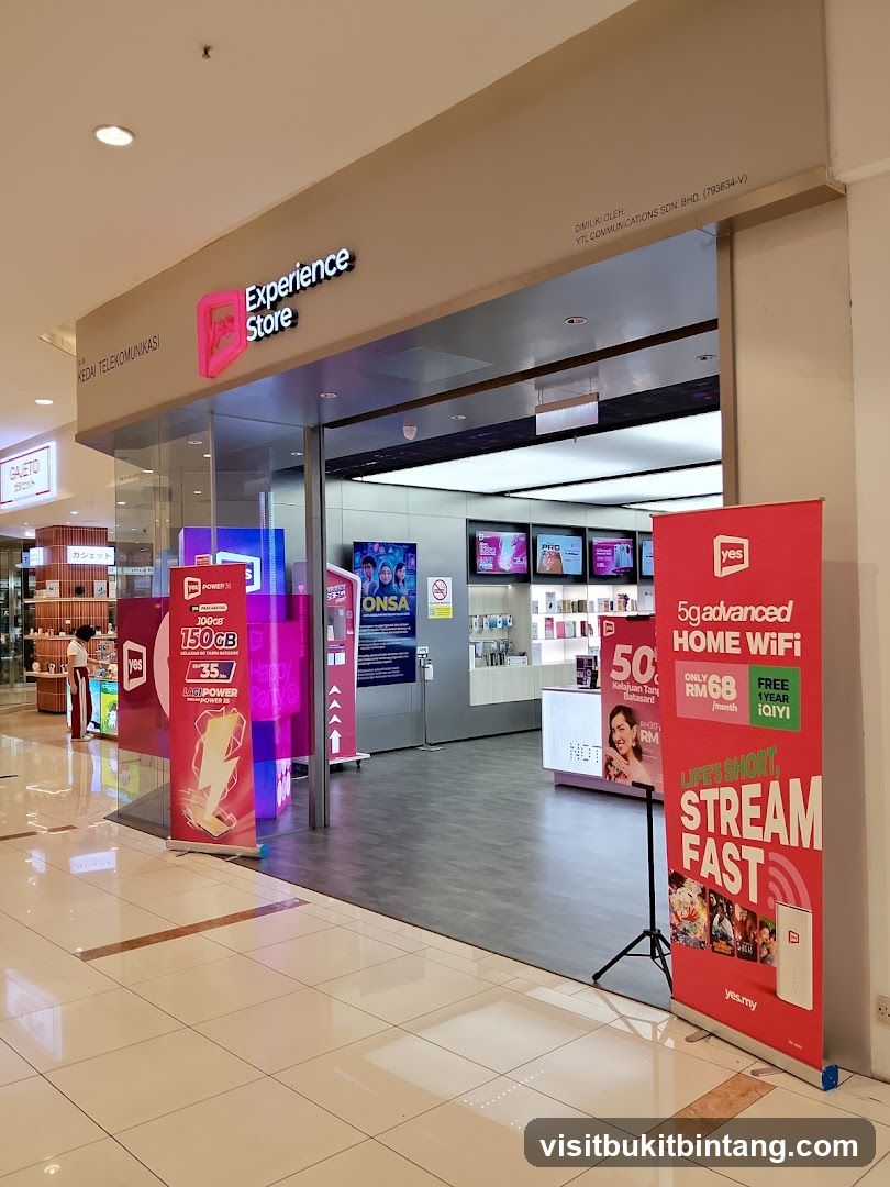 Yes Experience Store@Lot 10